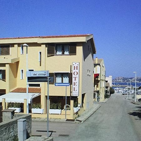 Le Camere Sul Porto Palau Ngoại thất bức ảnh