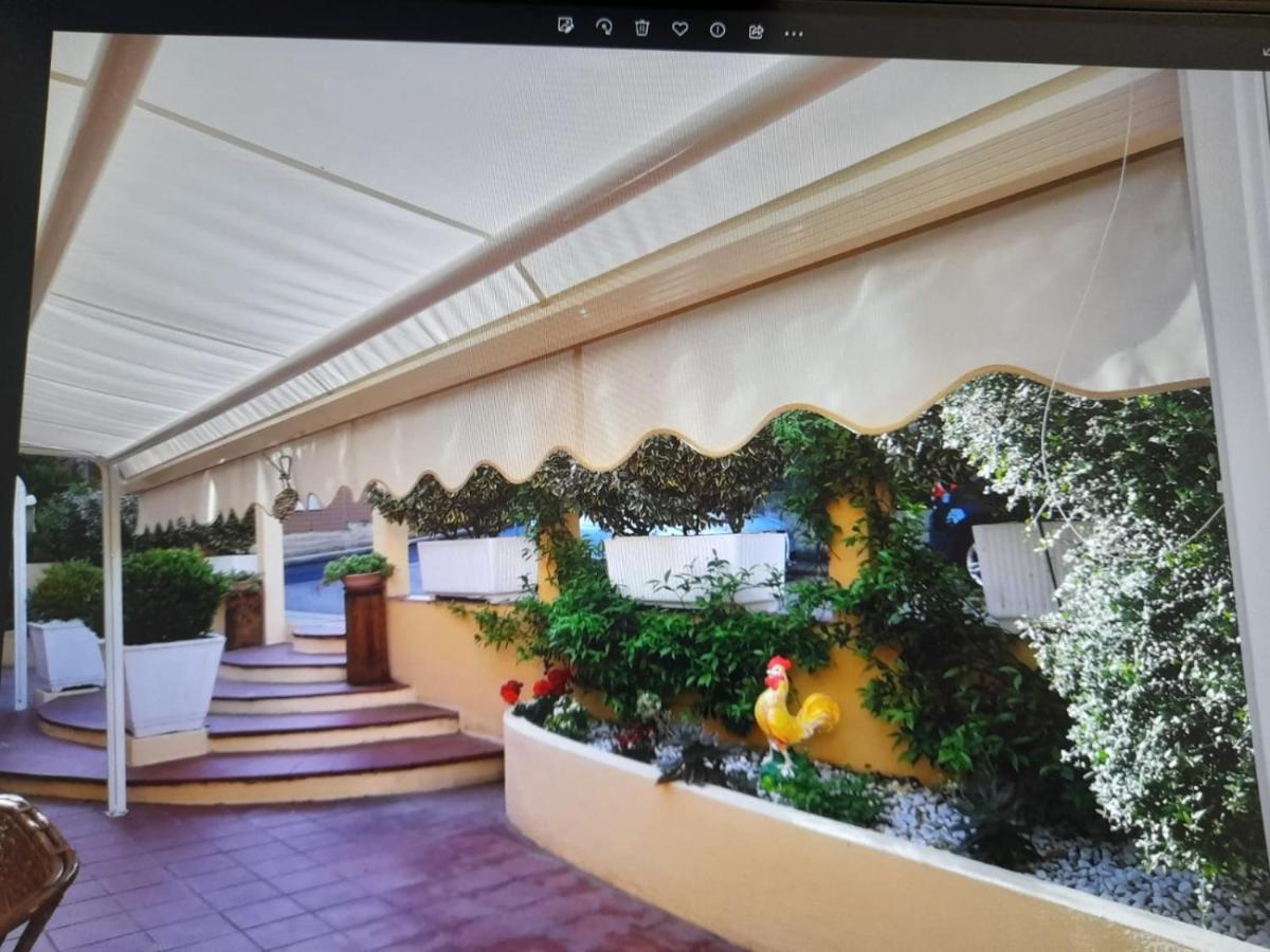 Le Camere Sul Porto Palau Ngoại thất bức ảnh
