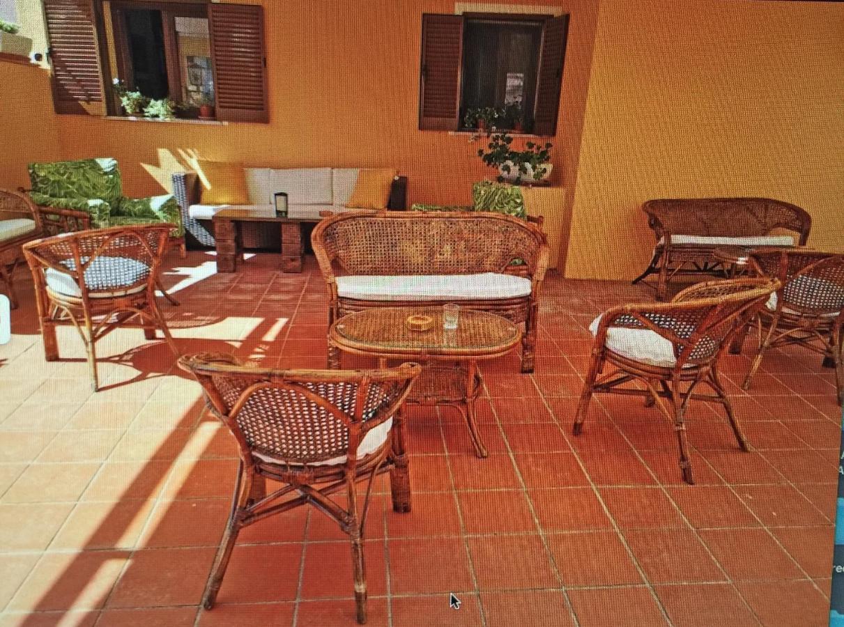 Le Camere Sul Porto Palau Ngoại thất bức ảnh